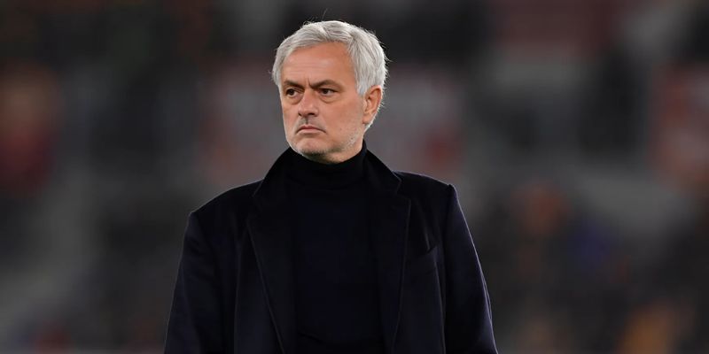 Bí Mật Thành Công Của José Mourinho: Tâm Lý, Chiến Thuật