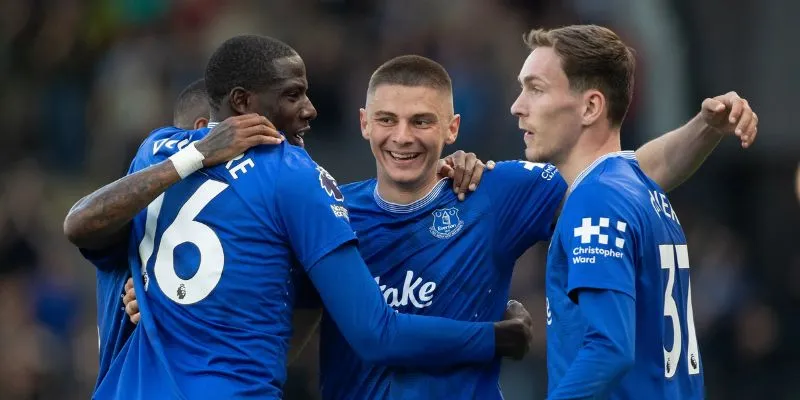 Nhận định trận đấu Everton vs Chelsea 0h30 ngày 22/3 5 Phong độ hiện tại của Everton khá ổn định với tinh thần sắt đá của cả đội